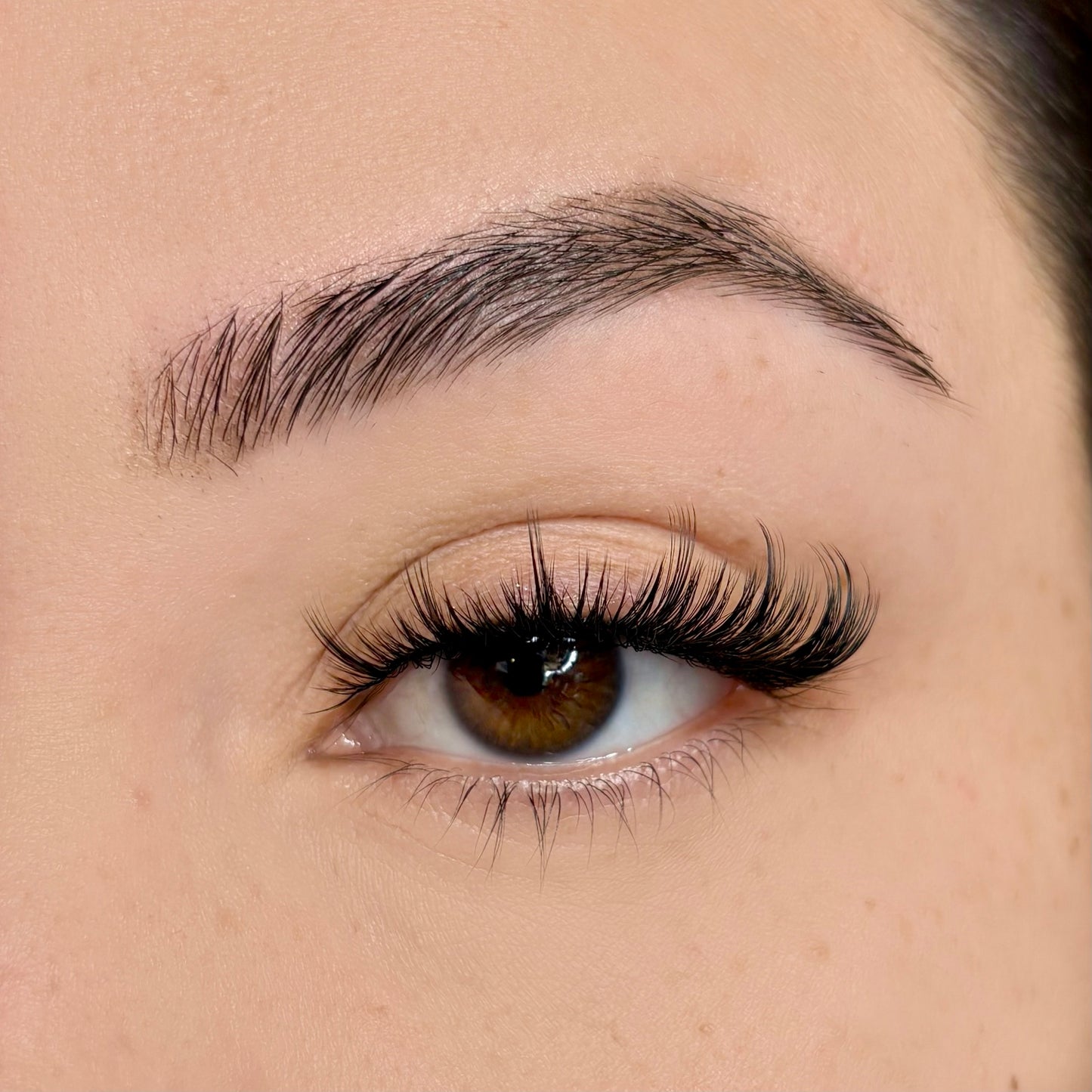 Invisi-strip lashes