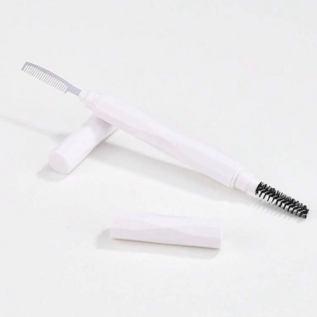 Lash comb and spoolie - Eyeshine Cosmetics